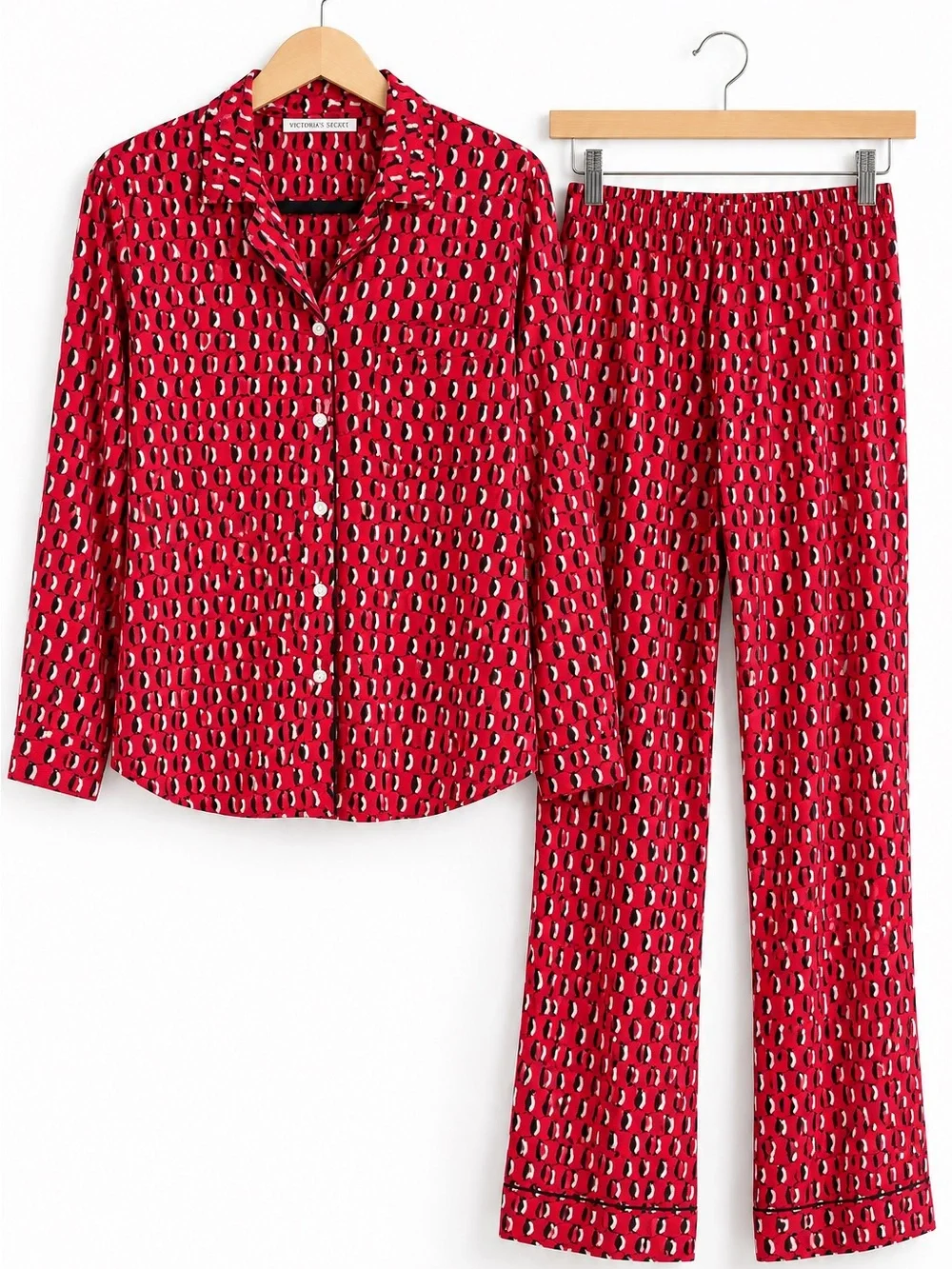 Victoria’s Secret Red Penguin Print Pajama Set Medium Cotton Button Front